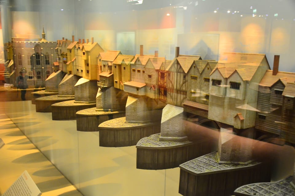 Museum model of Old London Bridge around 1440 with houses built across the bridge
